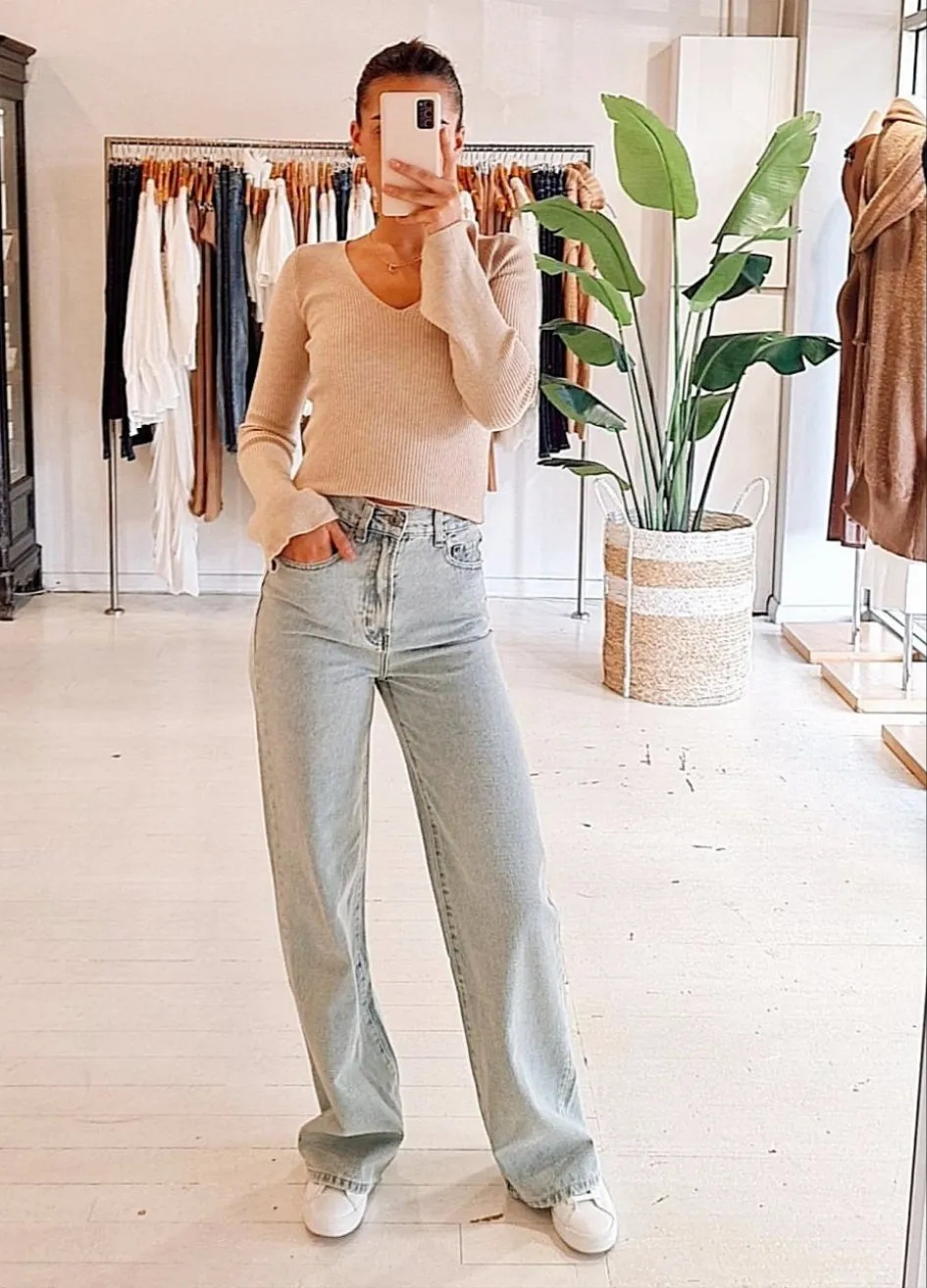 Jolie Wide Leg Jeans