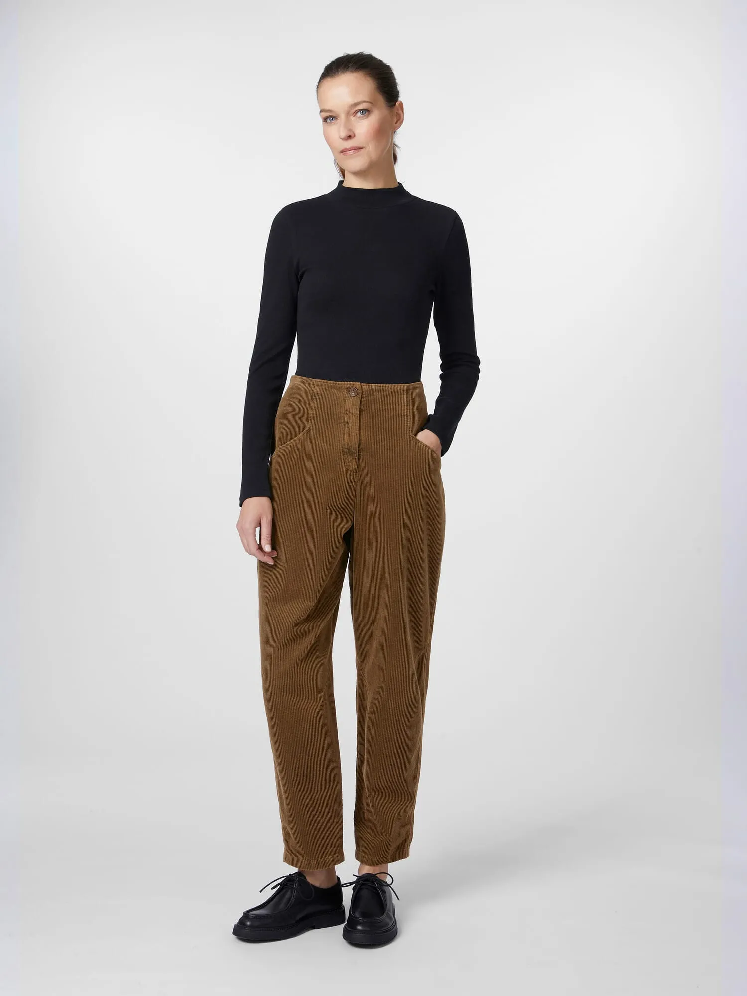 Ladies corduroy pants, Brown | Manufactum